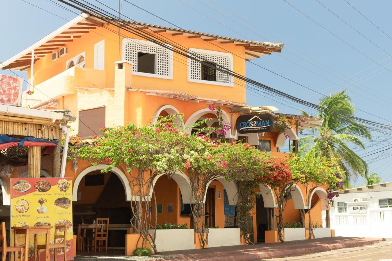 Hotel Crossman Puerto Ayora  Kültér fotó