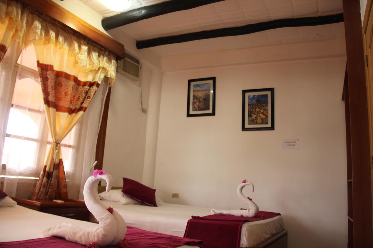 Hotel Crossman Puerto Ayora  Kültér fotó
