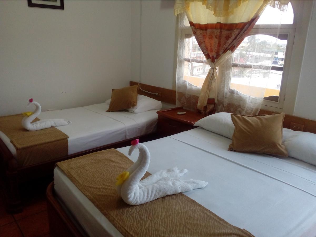 Hotel Crossman Puerto Ayora  Kültér fotó