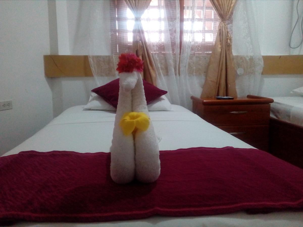Hotel Crossman Puerto Ayora  Kültér fotó